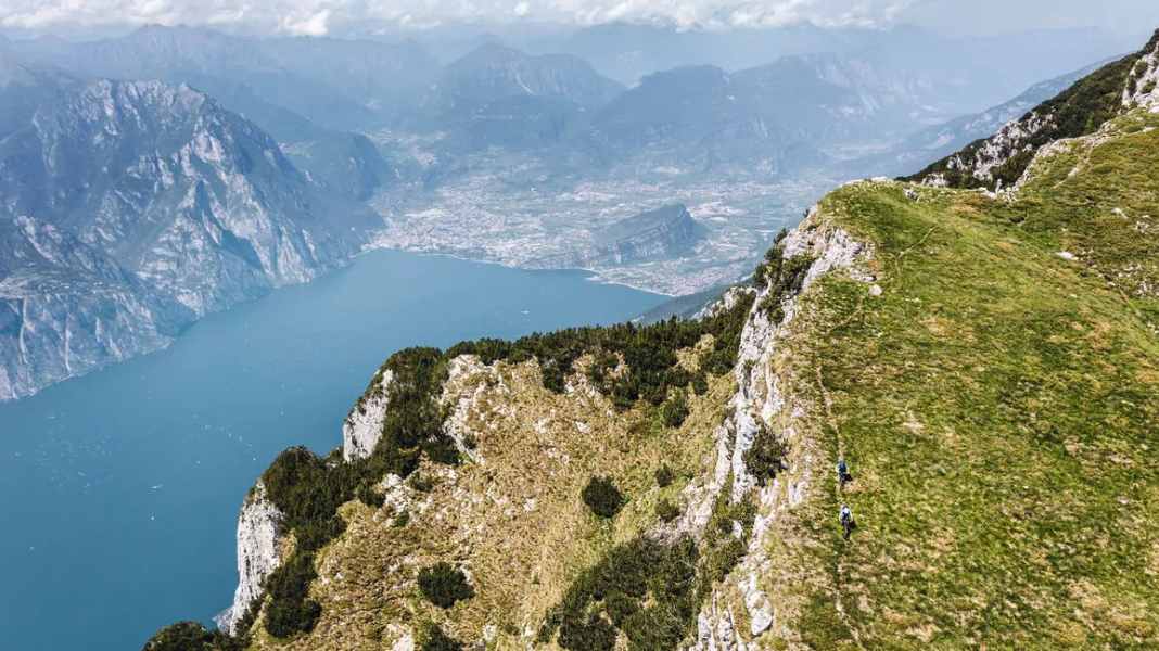 E-MTB king tours in Italy: EMTB area guide Lake Garda - classics
