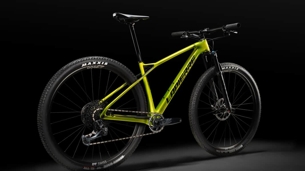 Lapierre Prorace CF: Lapierre softens race hardtail - for faster lap times