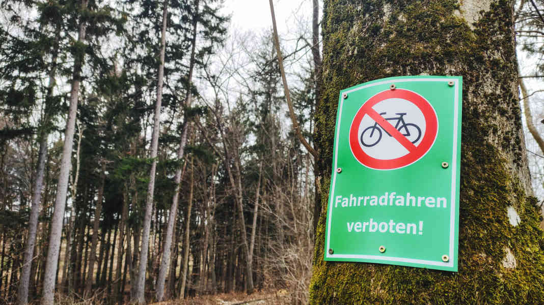 Radfahrverbote im Landkreis Miesbach: Biker mobilisieren gegen neue Verordnungen