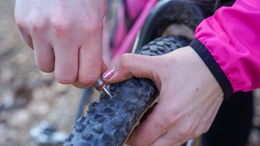 Les erreurs de vélo : mauvaise longueur de valve, pompe oubliée, itinéraire non vérifié ...