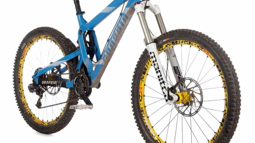 Downhill wheels: The limited edition Mavic Deemax DH wheelset with a retro look