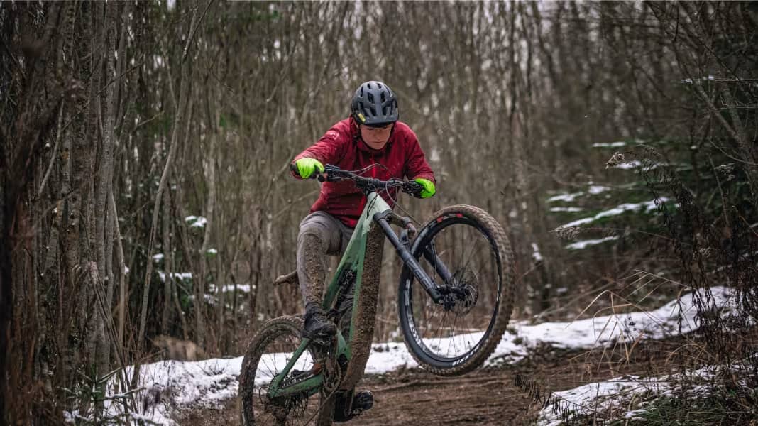 Bikes, clothing, tools - over 50 cool parts for the start of the season