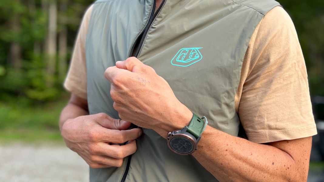 My (almost) favourite item: The Troy Lee Design Skyline Pro Vest has a snag
