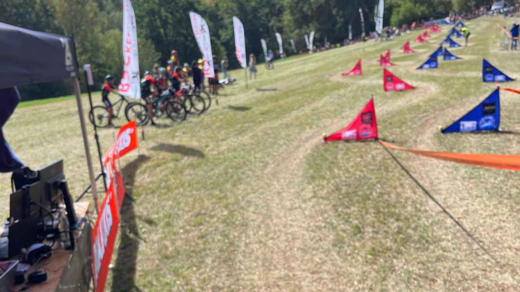 Unterschätztes MTB Rennformat: Darum sollte jeder Mountainbiker einmal bei einem Wiesenslalom starten!