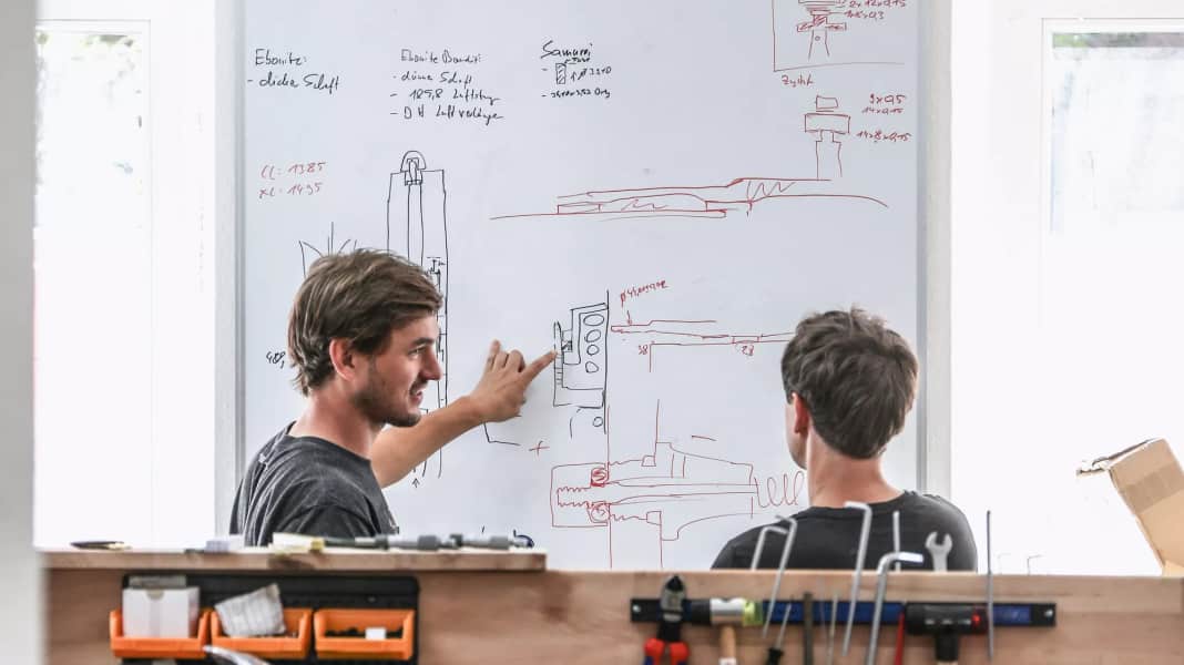 BIKE Project Europe: Intend builds the chassis for the European bike project