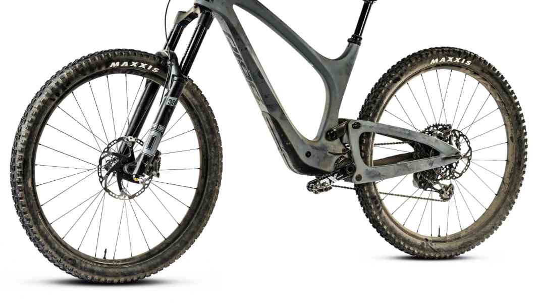 Premium enduro bikes 2023: Bold Unplugged Ultimate in the test