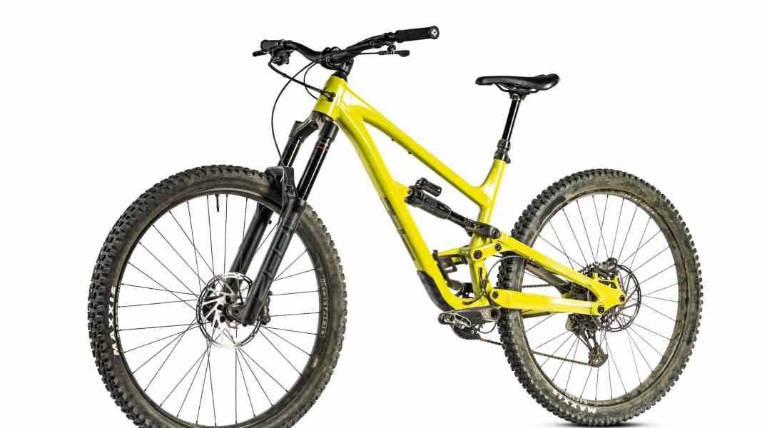 Edel-Enduros 2023: YT Capra 29 Core 1 im Test – Schnäppchen für 2699 Euro