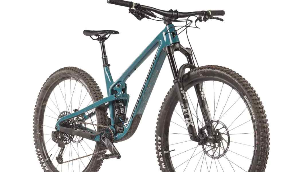 FREERIDE trail bike test 2022: Propain Hugene CF 29