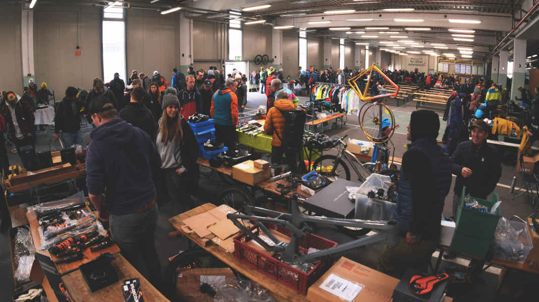 MTB-Flohmarkt München: Szene-Talk & Schnäppchen in der Blumengroßmarkthalle