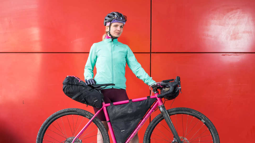 Bikepacking bags vs. touring bags