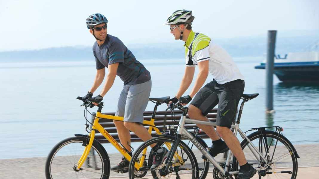 Sporty touring bikes in the €2000 class