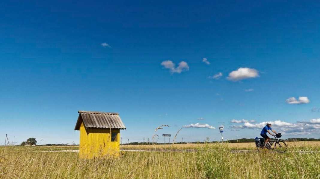 1000 kilometres through three countries