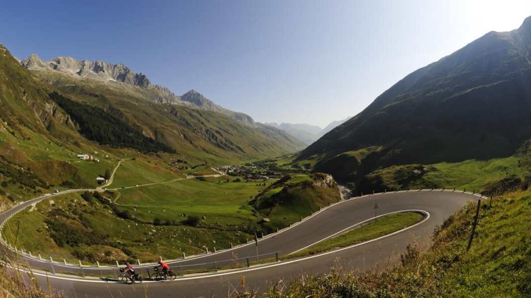 From the Rhône Glacier to Lake Geneva