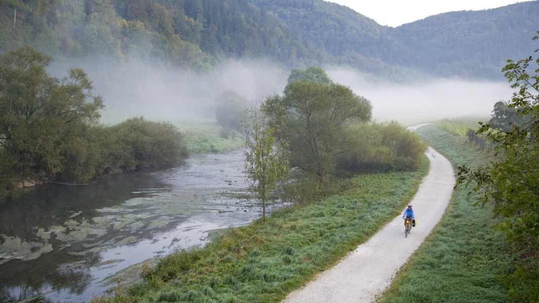 Auf dem Donau-Radweg von der Donau-Quelle nach Ulm