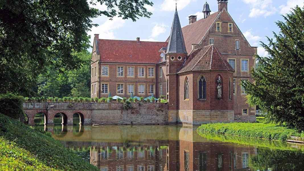 100 Castles Route in the south of Münsterland