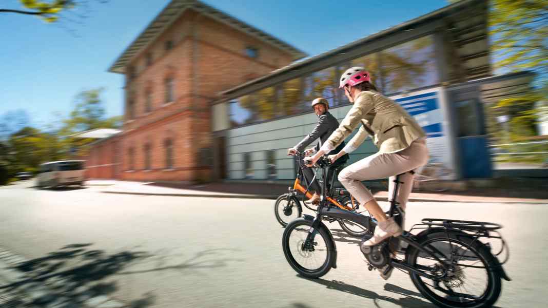 Klein und alltagstauglich: 5 Falt-Pedelecs im Vergleich