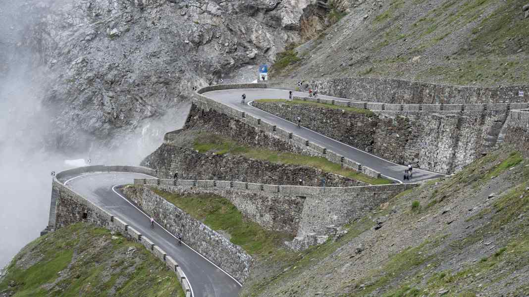 TOUR Transalp 2022: route leads over the Stelvio Pass