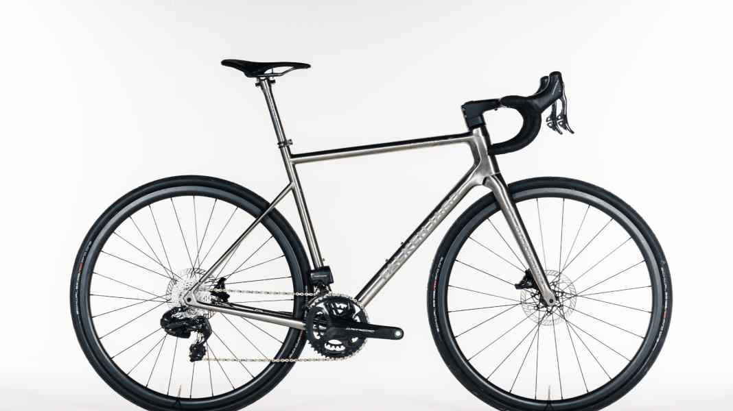 Titanium bikes: The Falkenjagd Aristos R Speedgravel on test