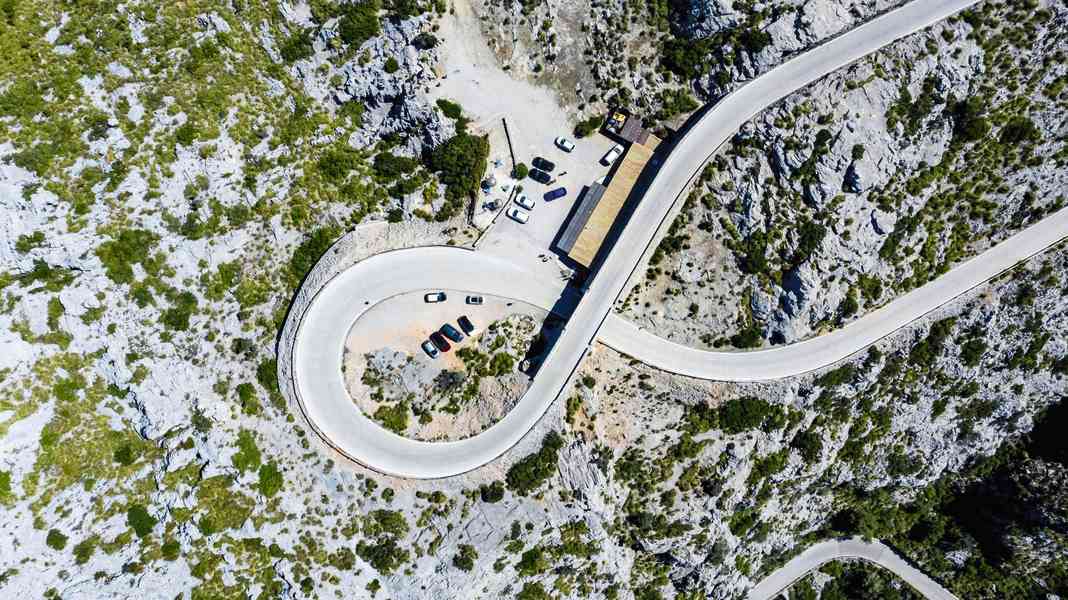 Famous climbs and their conquerors: Illi Gardner - Sa Calobra