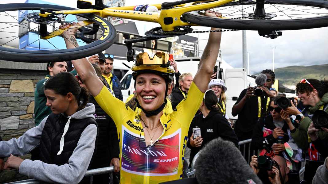 Thriller by the second in Alpe d'Huez: Niewiadoma wins Tour de France Femmes