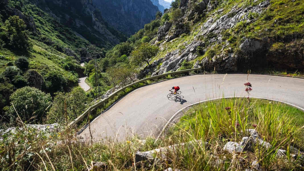 Travelling Spain: Four tough road bike tours in Asturias - Mountainous northern Spain: A climber's paradise