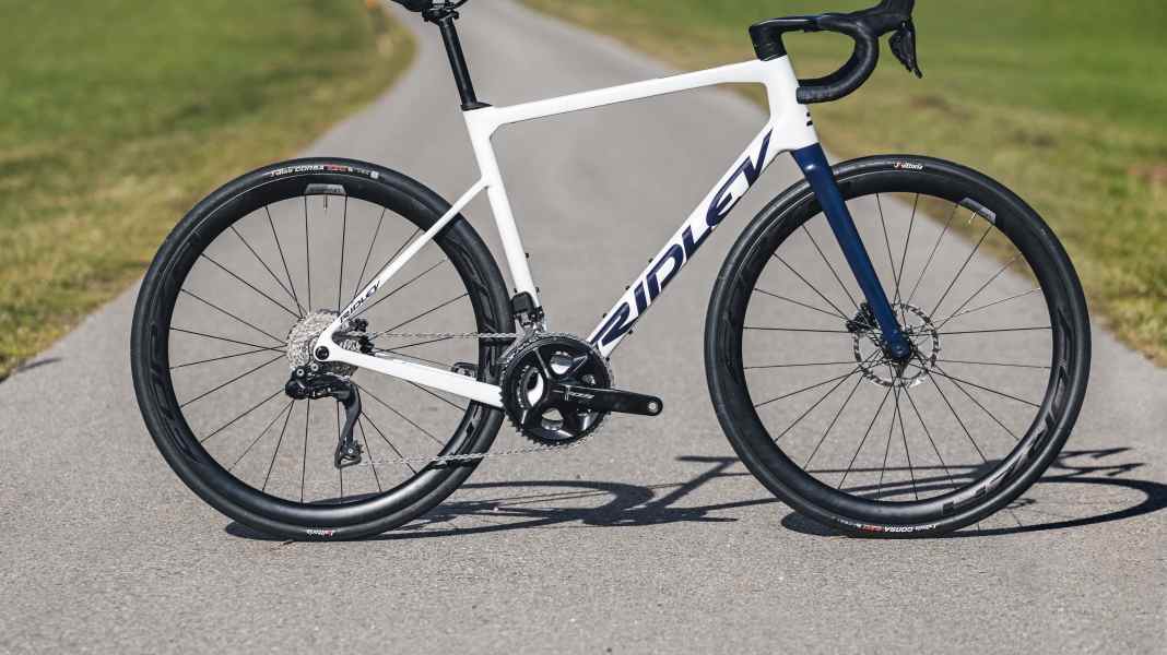 Rennräder mit Shimano 105 Di2: Das Ridley Grifn im TOUR-Test
