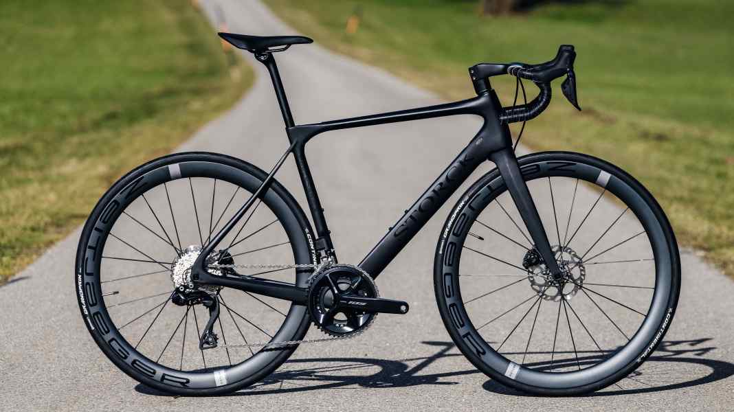 Vélos de course avec Shimano 105 Di2 : Le Storck Fascenario.3 Comp en test TOUR