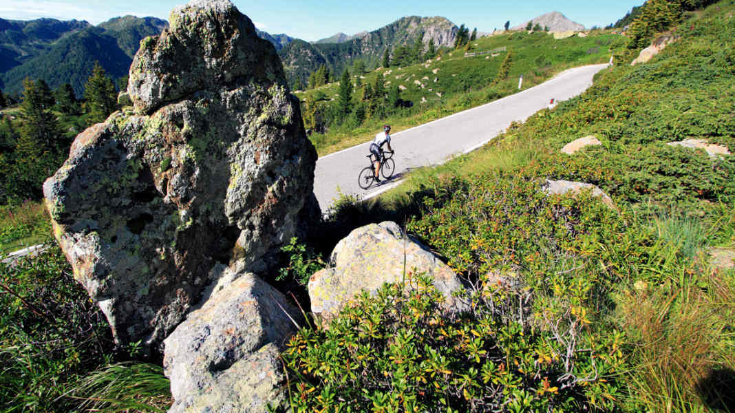 Traum-Anstiege in den Dolomiten: Passo Manghen - Passo Manghen: Der Pass, der Pantani berühmt machte