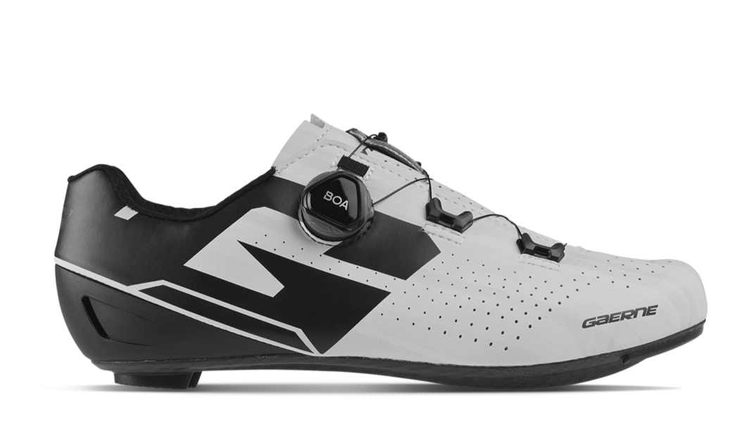 Gaerne Carbon G.Fulgor : nouvelle chaussure de vélo de course avec semelle en carbone et système de fermeture Boa