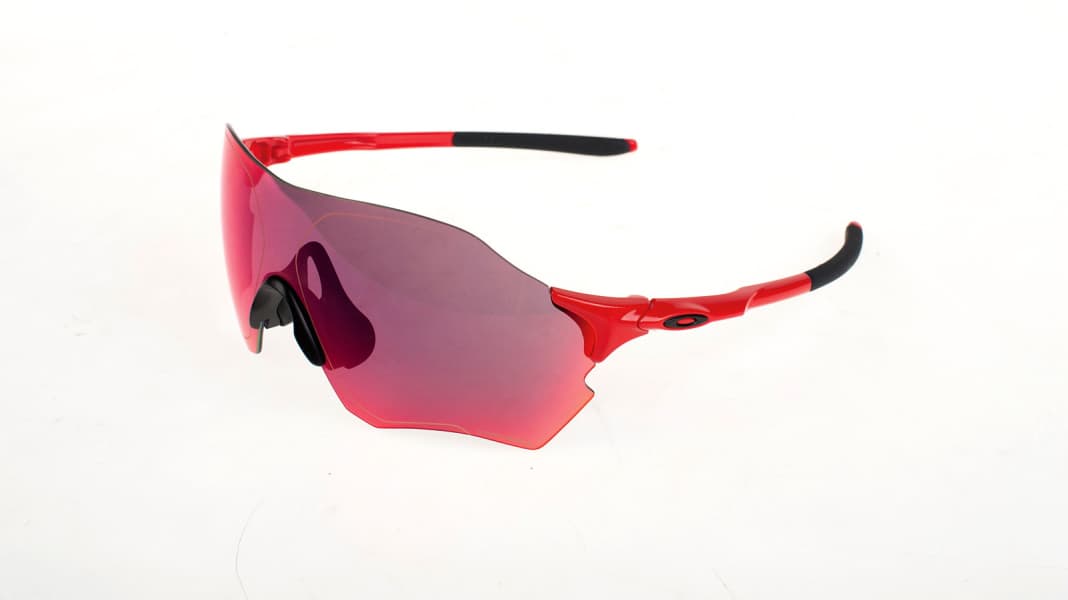 Test individuel 2016 : Lunettes de vélo de course Oakley Evzero Range - Ecran géant : Lunettes Oakley Evzero Range en test