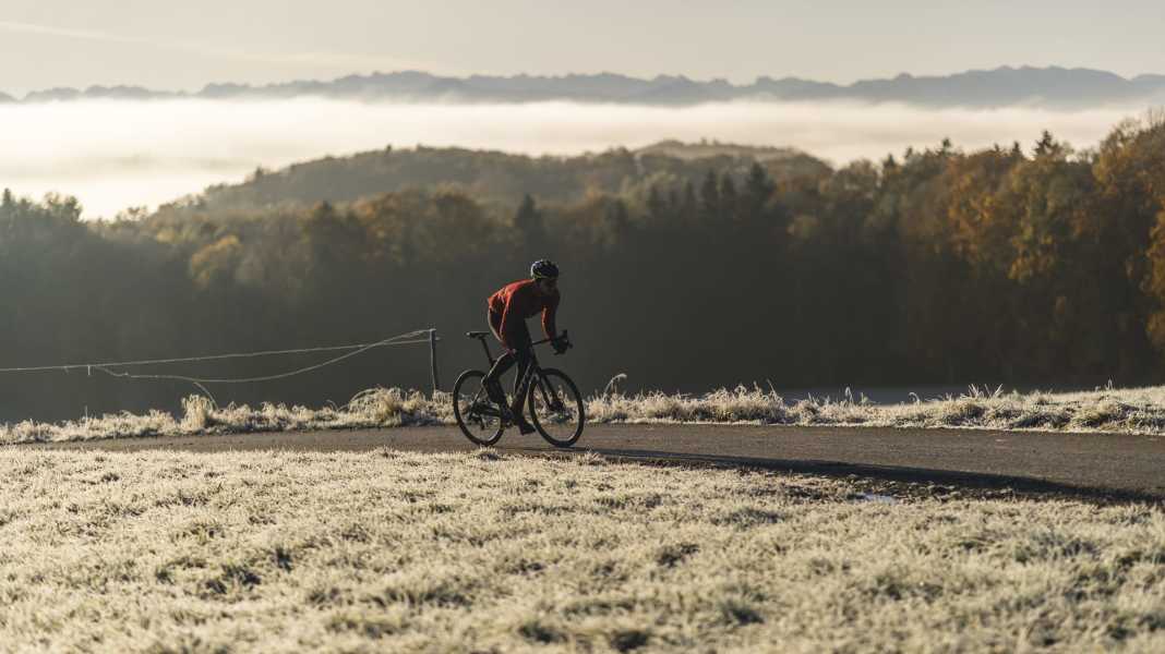 Vêtements d'hiver pour cyclistes : les meilleurs conseils vestimentaires