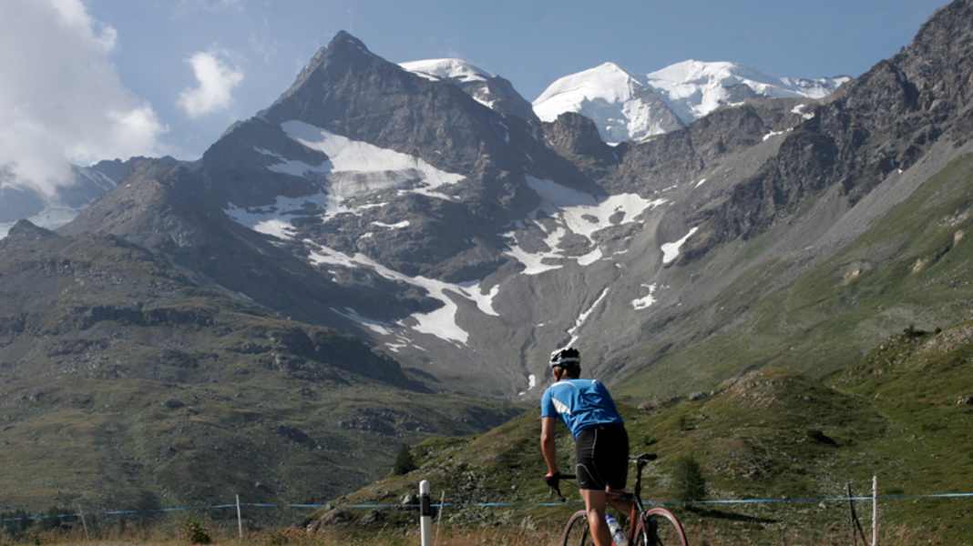 Anstiege der Alpen: Berninapass - Berninapass: Riese oder Zwerg?