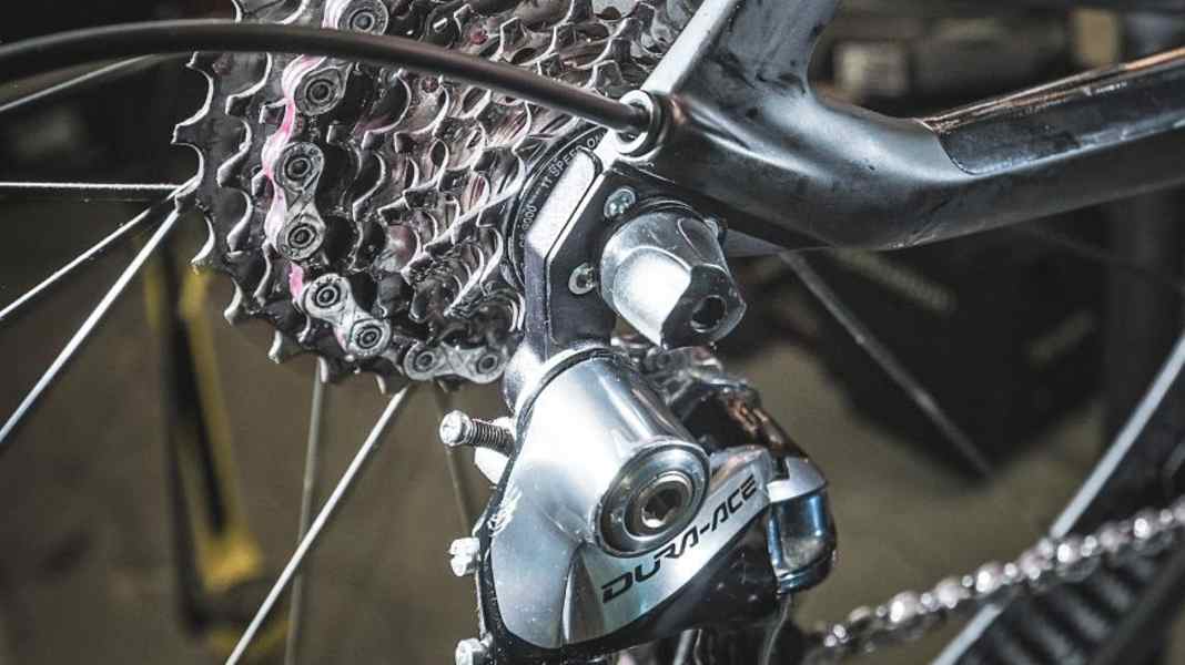 Test 2016 : Lubrifiants pour chaînes de vélo de course - 30 huiles de chaîne, cires, lubrifiants pour chaînes de vélo de course