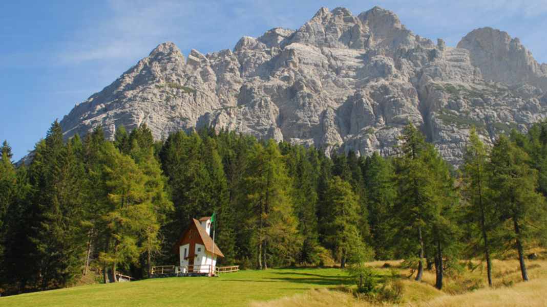 Climbs in the Dolomites: Passo Duran - Passo Duran: Switch back first!