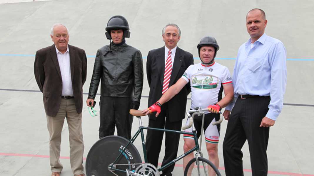 Standing and cycling event in Chemnitz