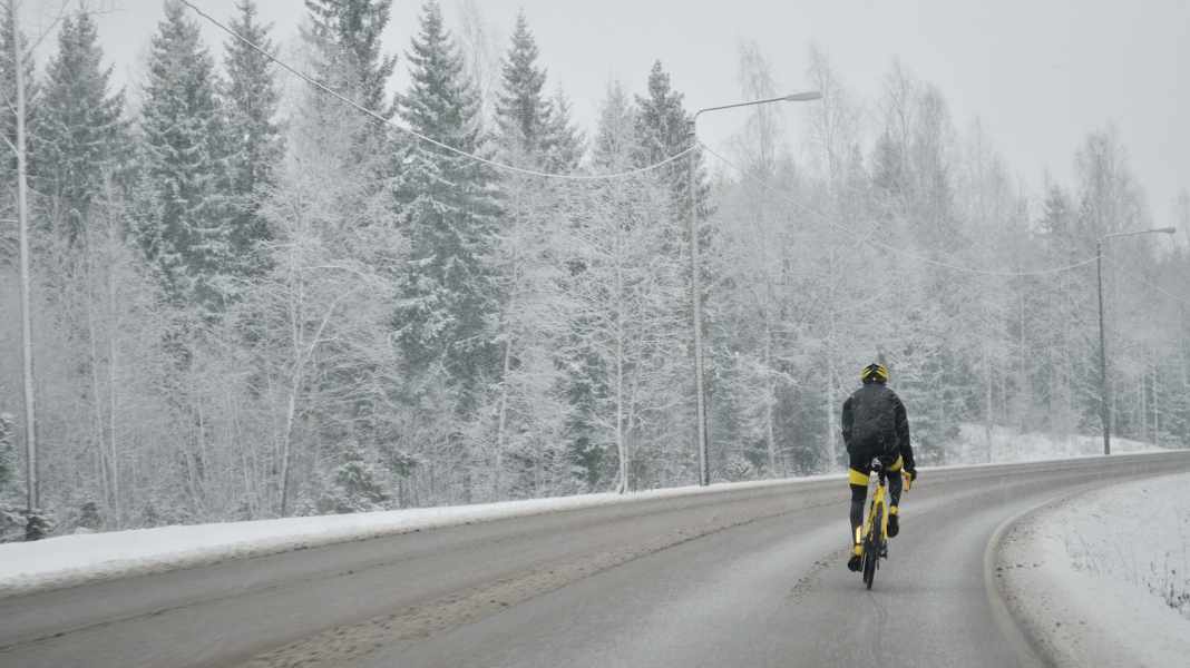 Radfahren im Winter - Omar di Felice: Ein Italiener im Schnee