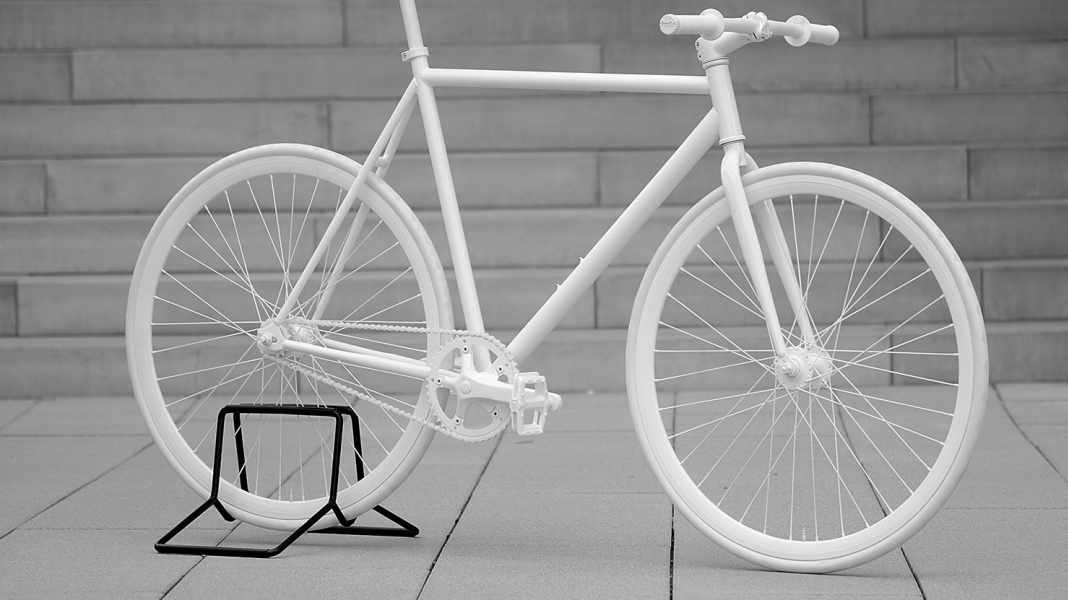 Test : support de vélo Bike Stand de X-UP - un support sûr pour le vélo
