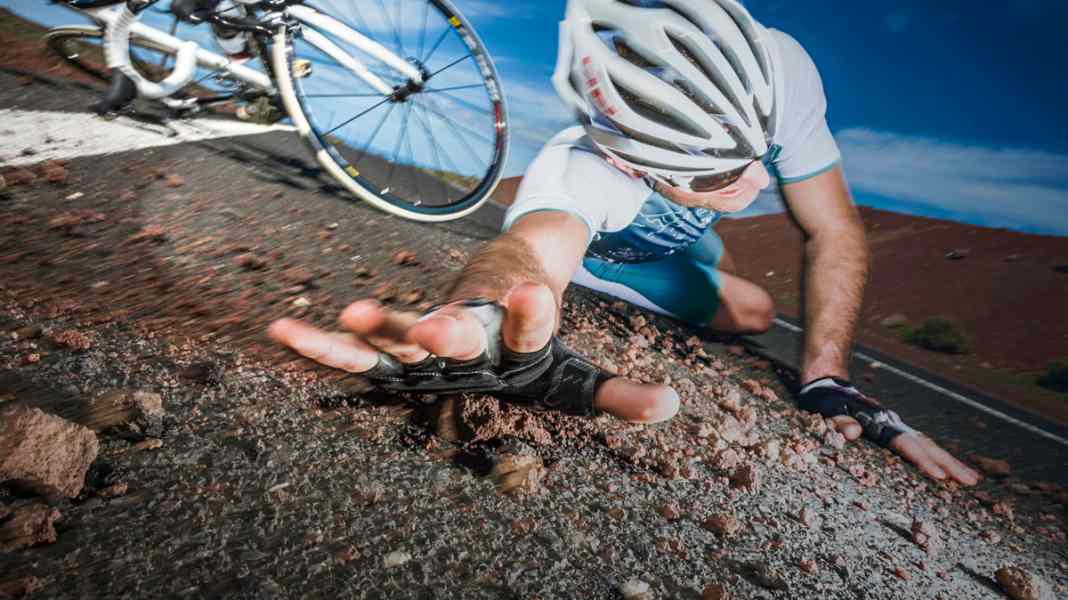 Road bike workshop: Safety check after the crash