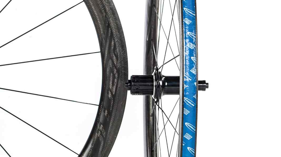 Test 2018: Carbon-Laufrad BC Flechtwerg 45 Evo - Flechtwerk Aero-Laufrad im Dauertest