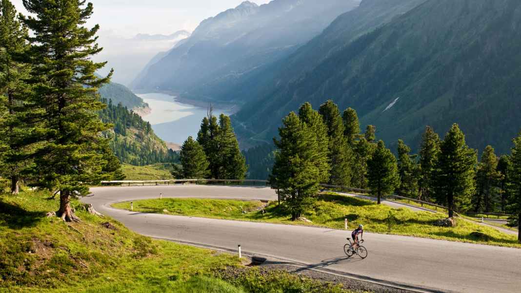 Les plus belles ascensions des Alpes de l'Ötztal : la route du glacier du Kaunertal - "L'empereur du glacier" : le deuxième col le plus haut d'Autriche