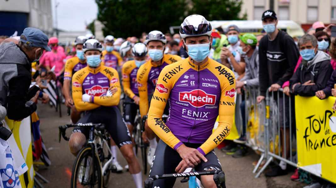 Galerie de photos : maillots des équipes professionnelles - Départ du Tour de France 2021 : aperçu des nouveaux maillots