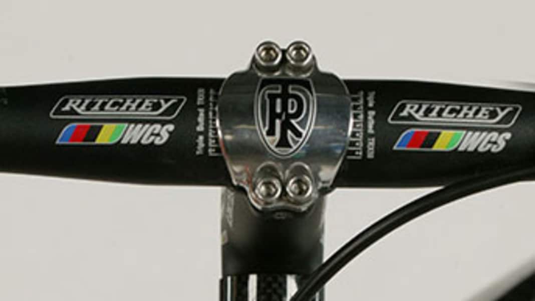 Bowden cables routed correctly