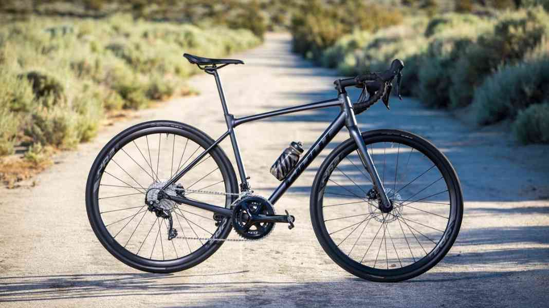 Nouveautés 2020 : Gravelbike Giant Contend AR - Large gamme en aluminium