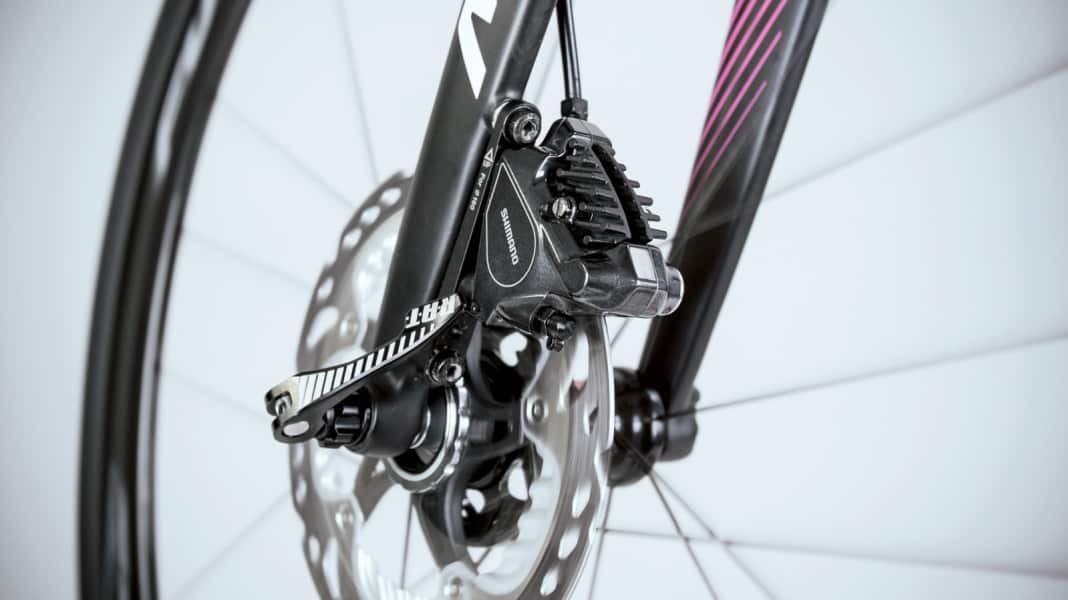 Workshop: Adjustment and maintenance of flat mount brakes - How to correctly adjust flat mount brakes on a road bike