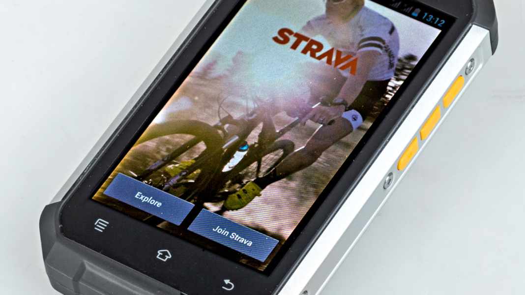 Individual test: Cat 15 outdoor smartphone