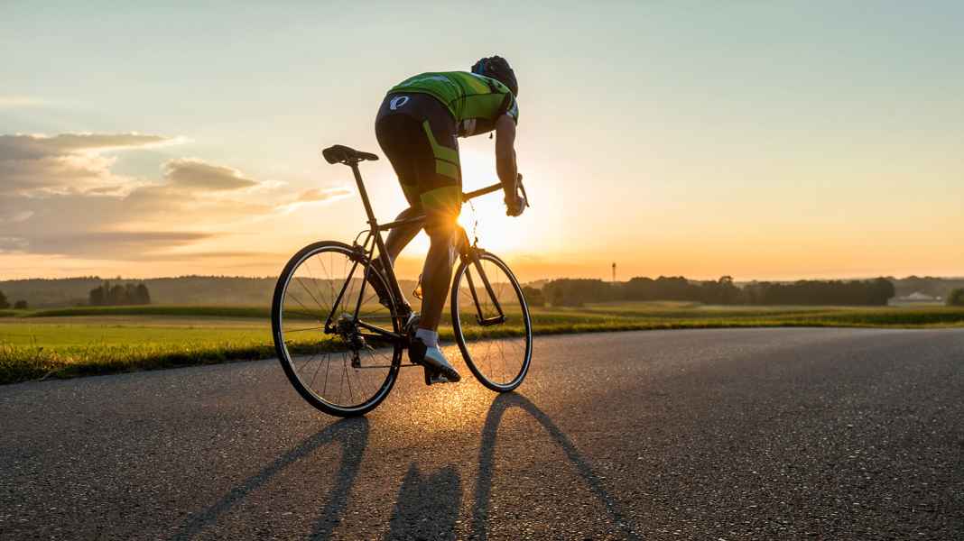 Expert tip on road bike training - Mountain training in the flatlands? Is that even possible?