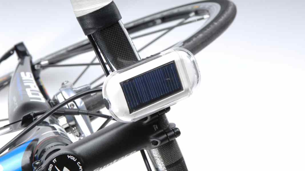 Individual test: Solar LED light from Owleye