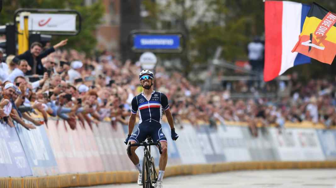 Championnats du monde de cyclisme : Alaphilippe au départ malgré sa chute sur la Vuelta