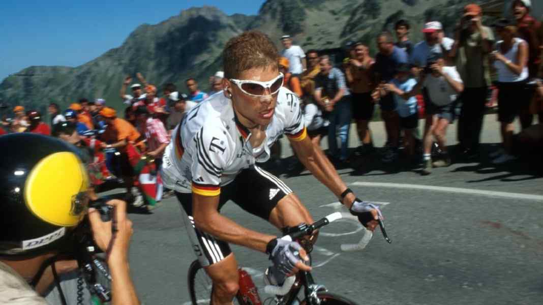 Critique du livre "Ulle" Jan Ullrich - Histoire d'un héros tragique