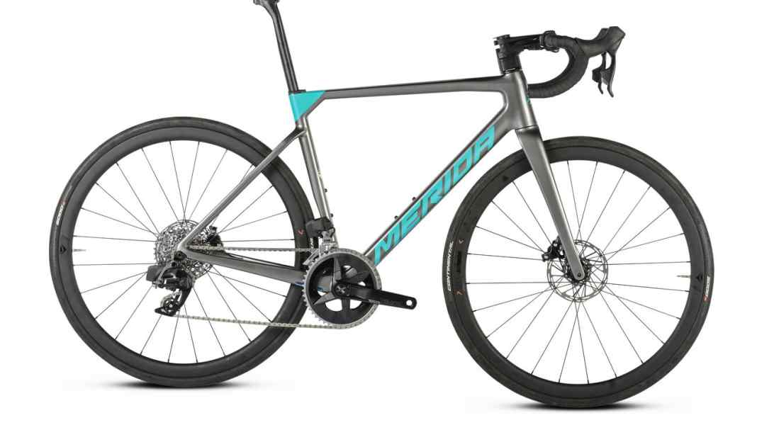 Affordable competition racers: Merida Scultura 7000